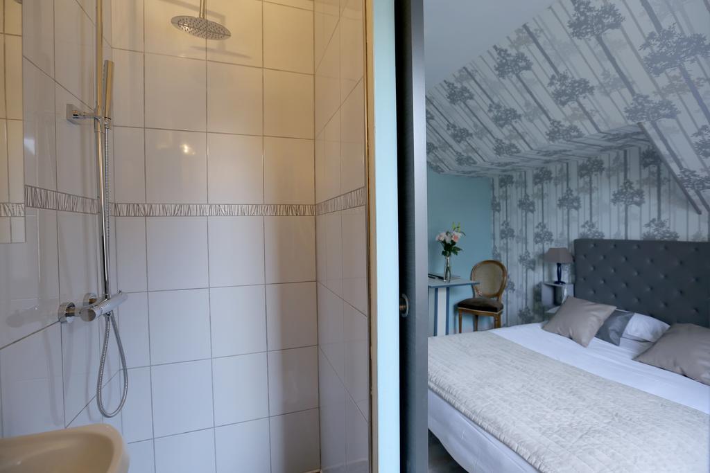 Auberge La Pomme De Pin Hotel Senonches Szoba fotó